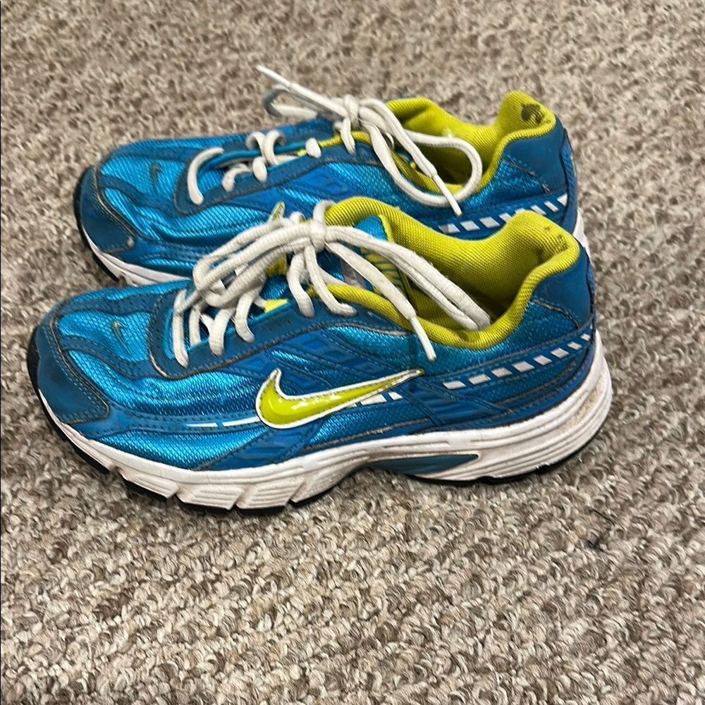 Nike Blue and Yellow Sneakers Vibrant Design